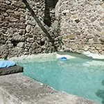 לינה וארוחת בוקר Le Clos De La Source *