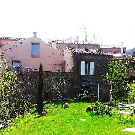 Le Clos De La Source Bed and breakfast *