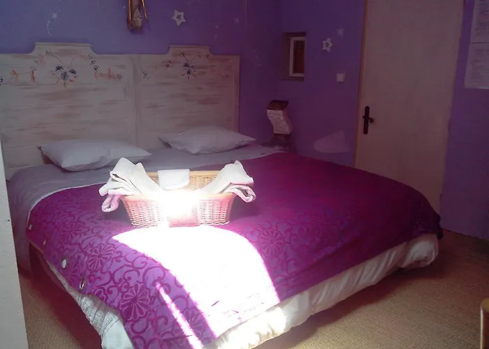 Le Clos De La Source Bed & Breakfast *